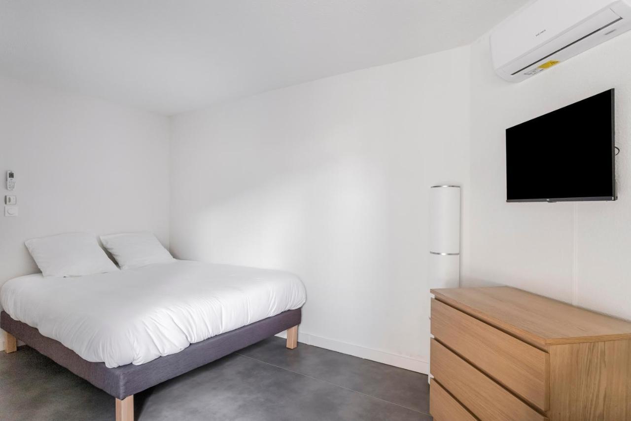 Le Roucas Apartment Ле Бо дьо Прованс Екстериор снимка